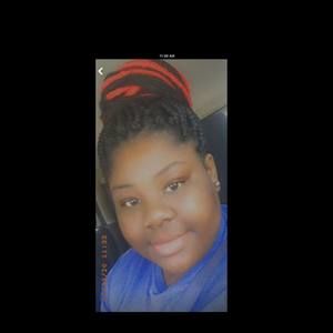 Meet your Posher, Niasia